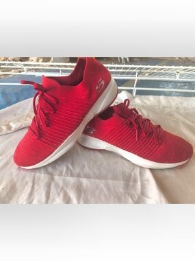 Sketchers Air-Cooled Memory Foam Shoes